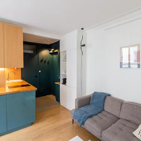 Apartment D'architecte @ Pere Lachaise Paris