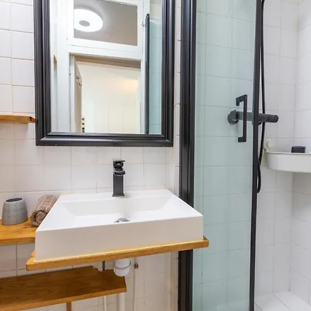 Apartment D'architecte @ Pere Lachaise *